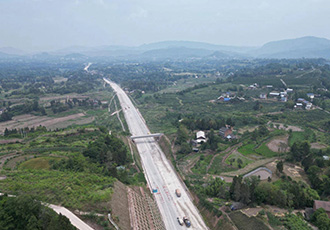 镇广高速公路.jpg